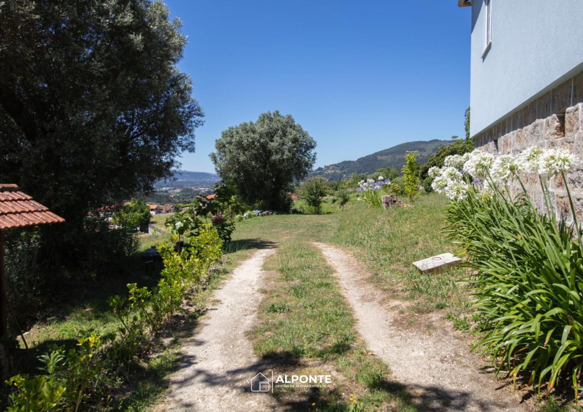 Quinta Da Costeira - Casa Azul Do Limoal By Alponte Villa Arcos de Valdevez Bagian luar foto